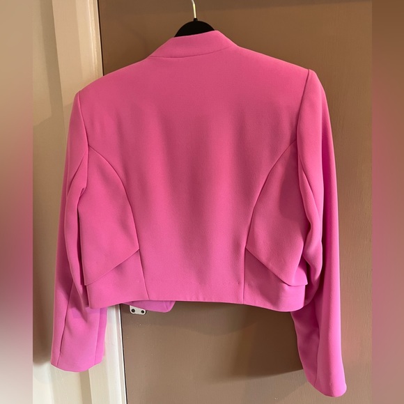 BNWT Topshop bright pink short blazer jacket. Size UK 10 - Picture 2 of 3